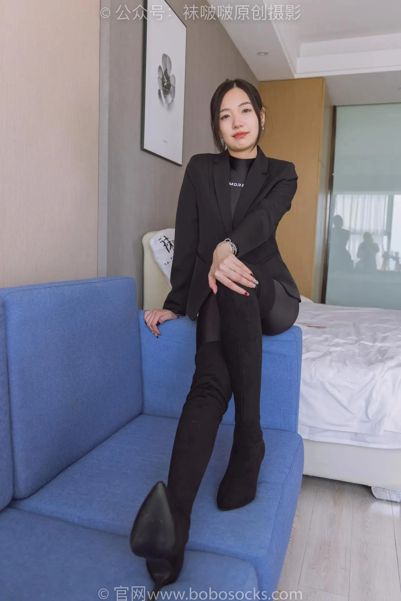 [BoBoSocks袜啵啵]NO.188 小甜豆-连体泳衣、高跟长靴、短肉丝、裸足 [147P]插图5